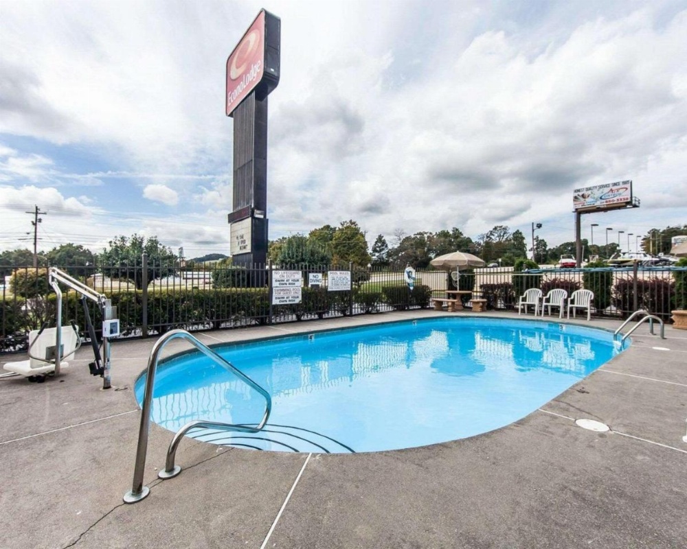 Econo Lodge Lenoir City Image 16