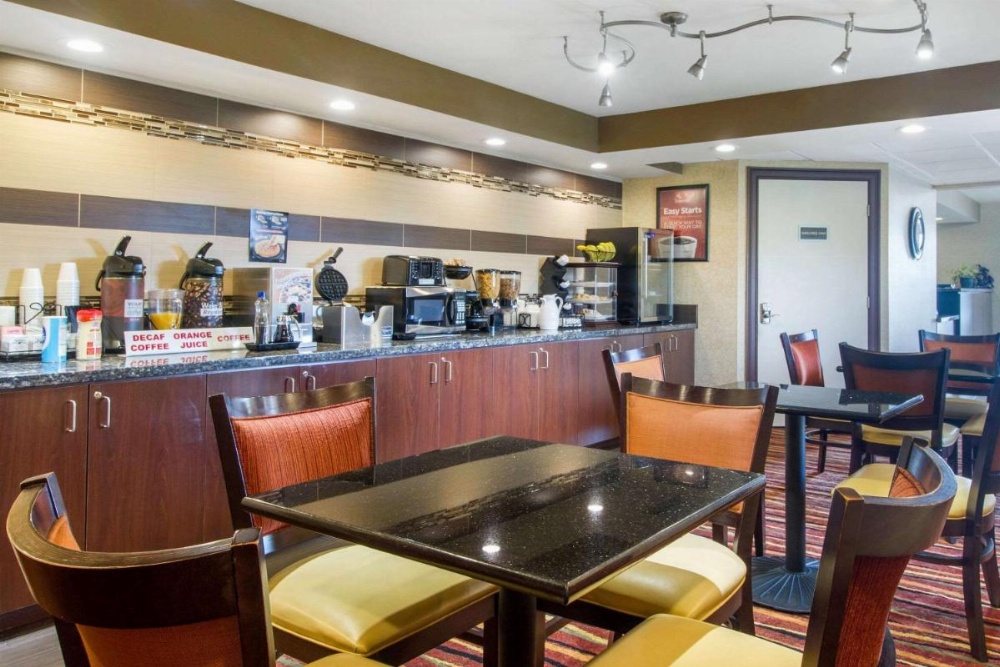 Econo Lodge Lenoir City Image 18